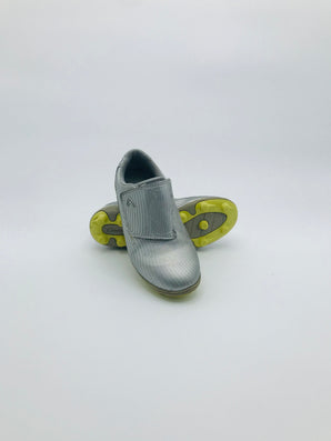 Clarks Trek Junior Velcro Football Shoe - Silver