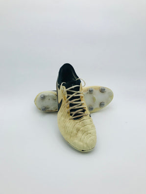 Nike Tiempo Legend - Off-White/Cream