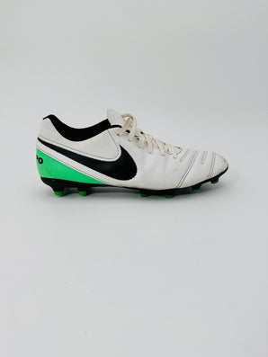 Nike Tiempo Football Boots - White, Black, Green